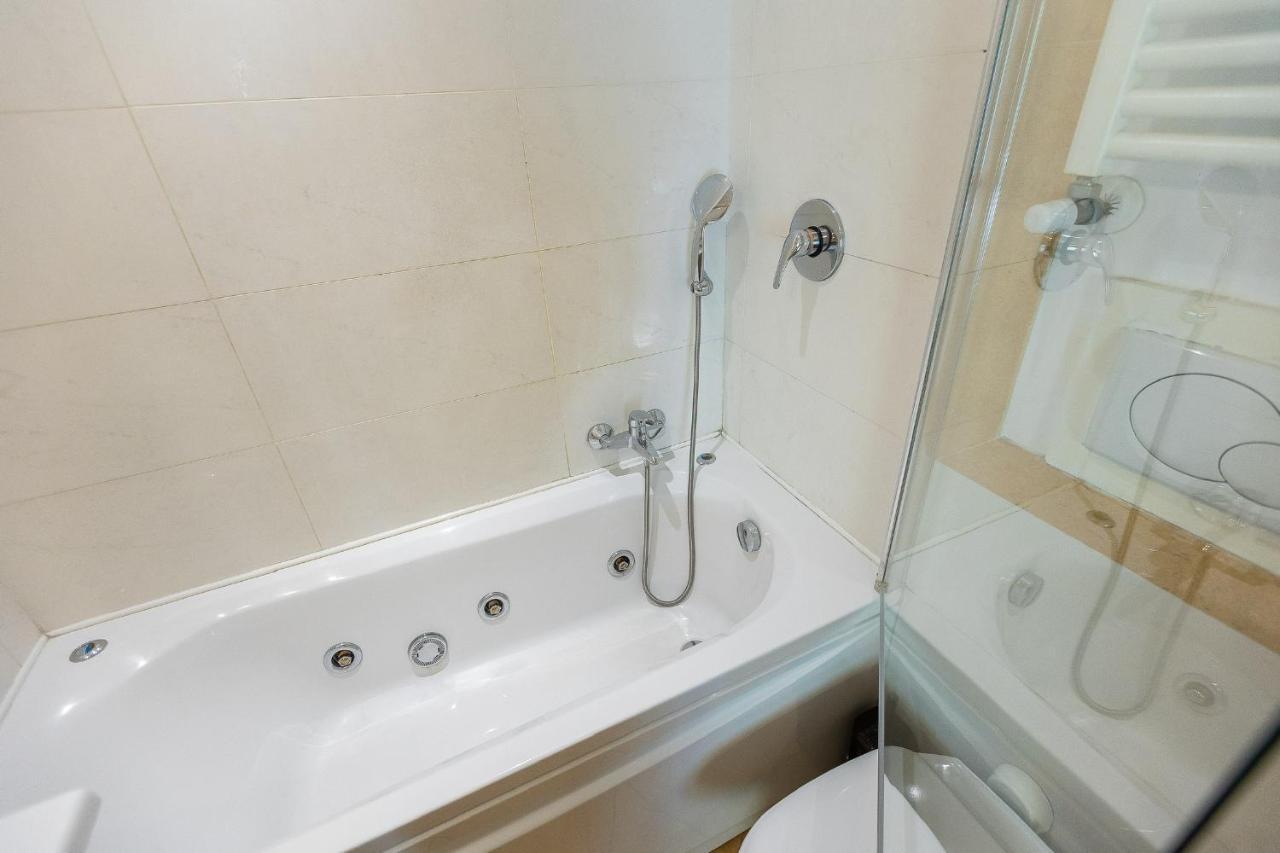 Internouno Deluxe Hotell Roma Eksteriør bilde